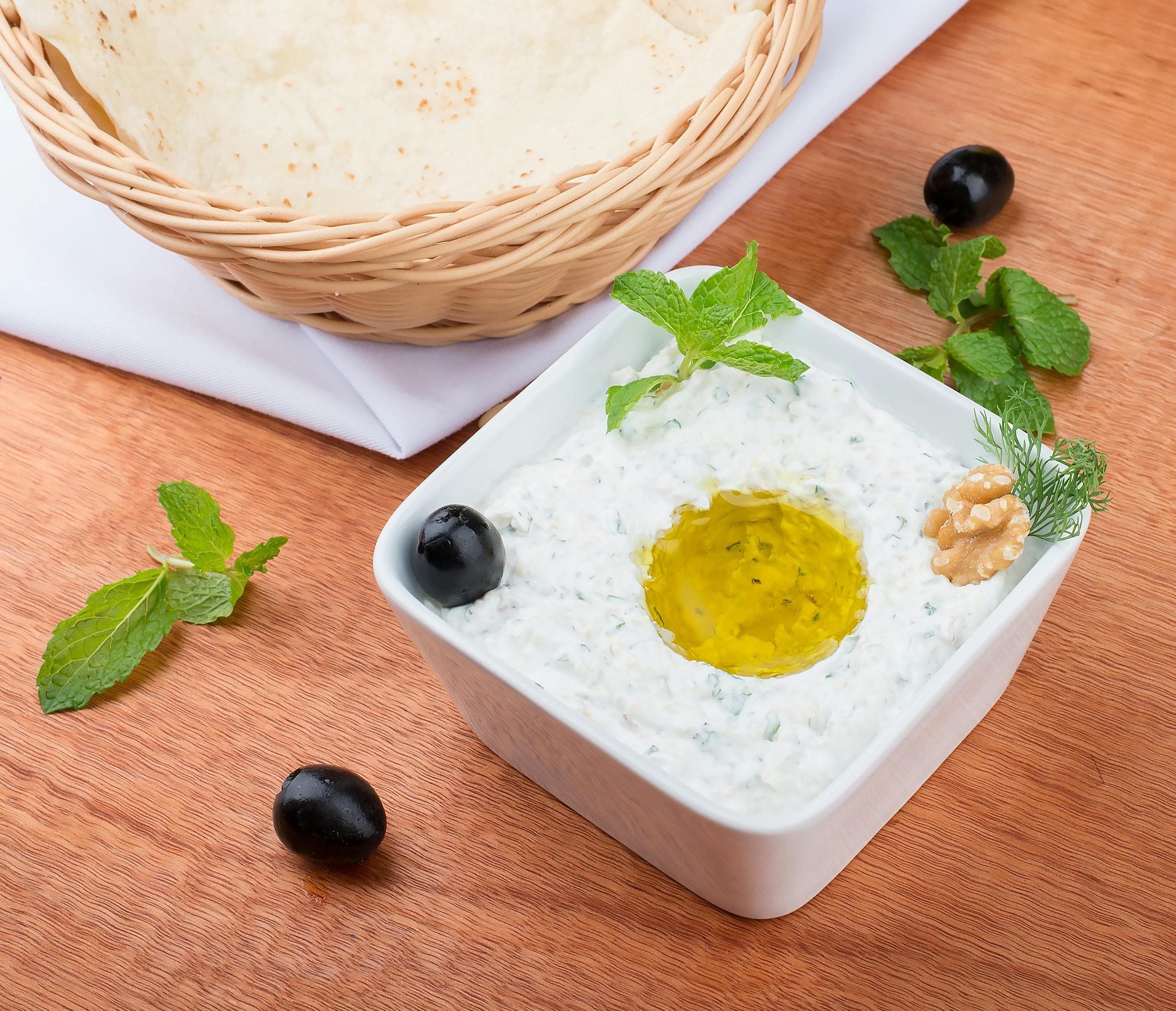 Tzatziki with Pita